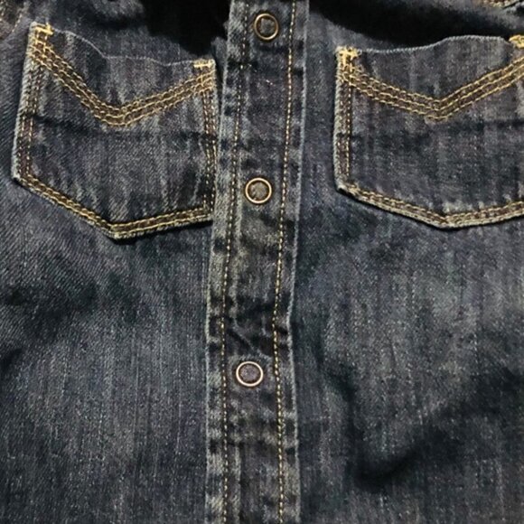 100% cotton denim shirt for boys 2T - Picture 3 of 7